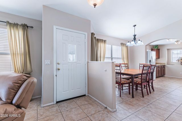 4014 W Fallen Leaf Lane, Glendale, AZ 85310