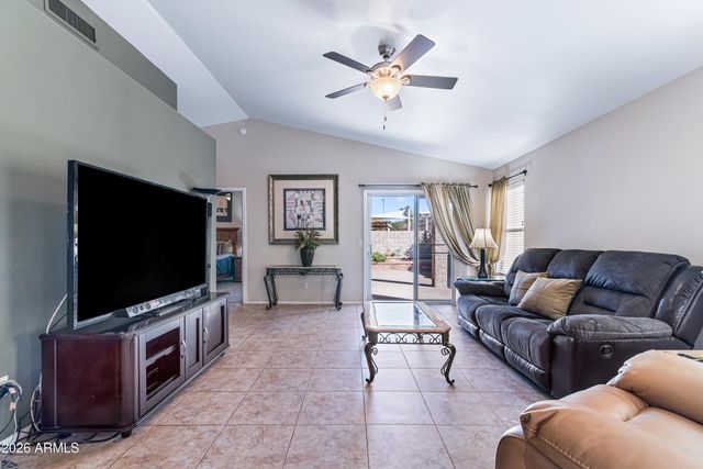 4014 W Fallen Leaf Lane, Glendale, AZ 85310