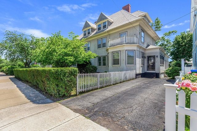 38 Fifth Street 38, Medford, MA 02155