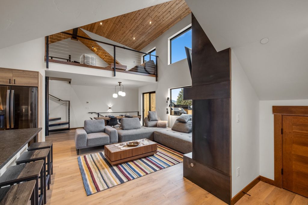 104 Obrien Avenue A, Whitefish, MT 59937