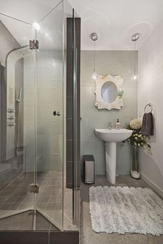 17950 Fairhomes Lane, Deephaven, MN 55391