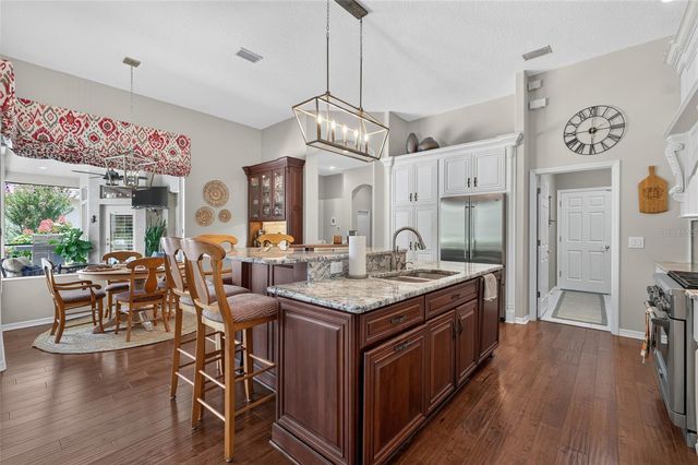 9109 WOODRIDGE RUN DRIVE, Tampa, FL 33647