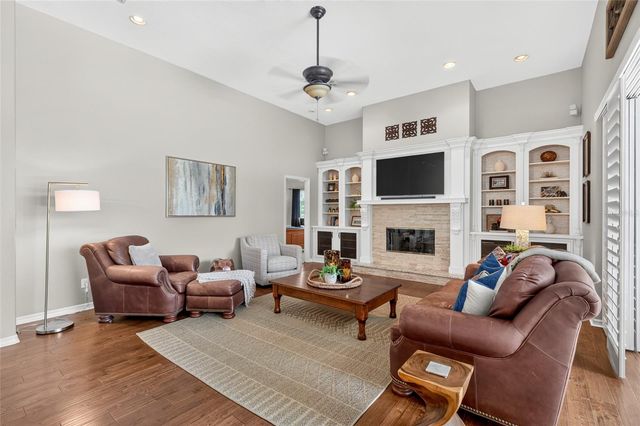 9109 WOODRIDGE RUN DRIVE, Tampa, FL 33647
