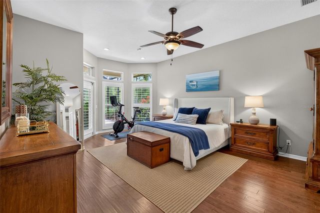 9109 WOODRIDGE RUN DRIVE, Tampa, FL 33647