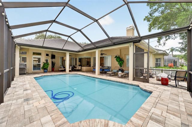 9109 WOODRIDGE RUN DRIVE, Tampa, FL 33647
