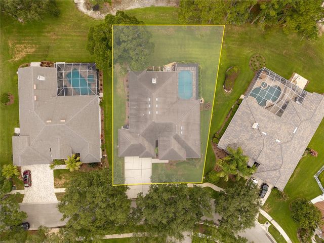 9109 WOODRIDGE RUN DRIVE, Tampa, FL 33647