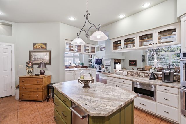 1714 Blairmont Dr, Lebanon, TN 37087