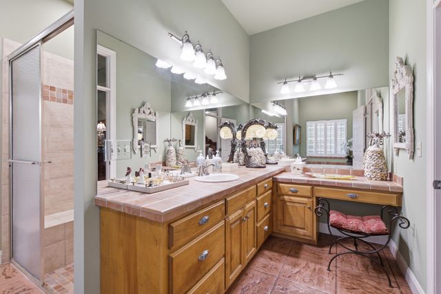 1714 Blairmont Dr, Lebanon, TN 37087