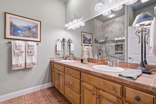 1714 Blairmont Dr, Lebanon, TN 37087