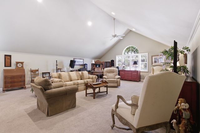 1714 Blairmont Dr, Lebanon, TN 37087