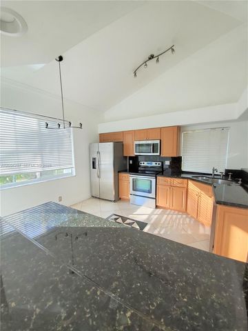 569 Spinnaker 0, Weston, FL 33326