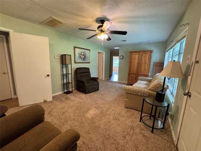 2300 Bowler Road, Waller, TX 77484