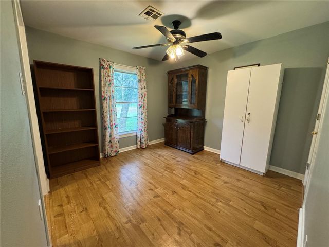 2300 Bowler Road, Waller, TX 77484