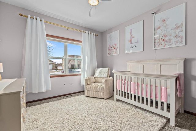 4326 E APPLEVIEW DRIVE, Appleton, WI 54913