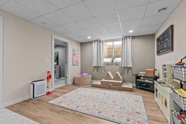 4326 E APPLEVIEW DRIVE, Appleton, WI 54913