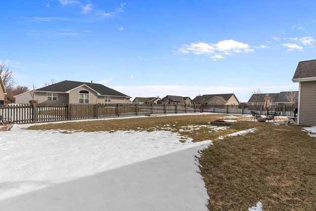 4326 E APPLEVIEW DRIVE, Appleton, WI 54913