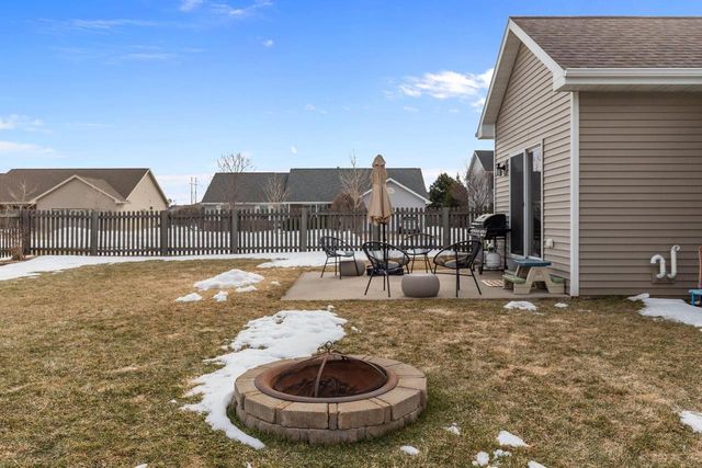 4326 E APPLEVIEW DRIVE, Appleton, WI 54913