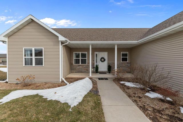 4326 E APPLEVIEW DRIVE, Appleton, WI 54913