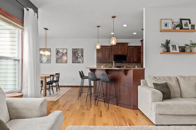 4326 E APPLEVIEW DRIVE, Appleton, WI 54913