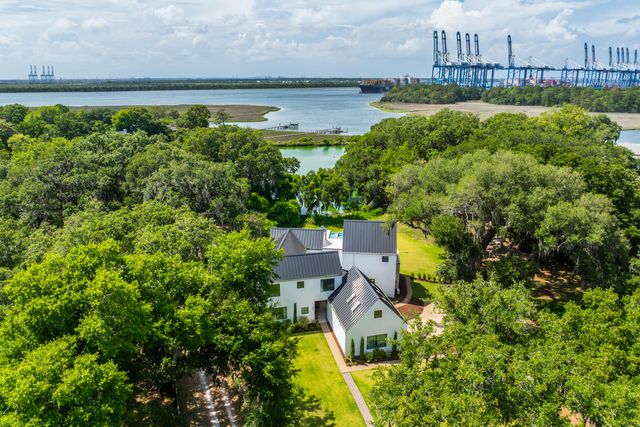 336 Coinbow Drive, Mount Pleasant, SC 29464