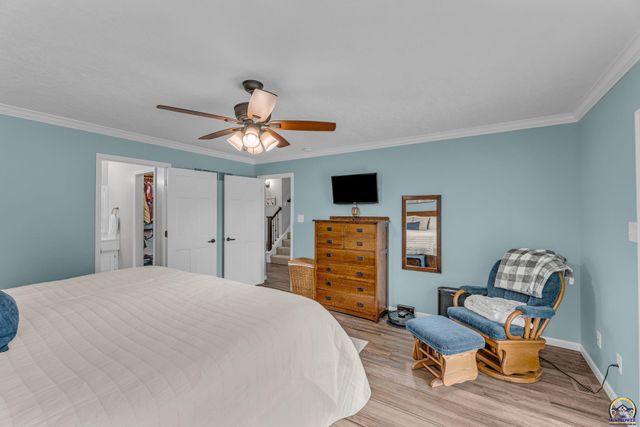 2531 SW Pepperwood CT, Topeka, KS 66614
