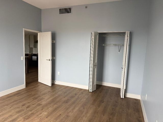 117 Campau Circle, Grand Rapids, MI 49503