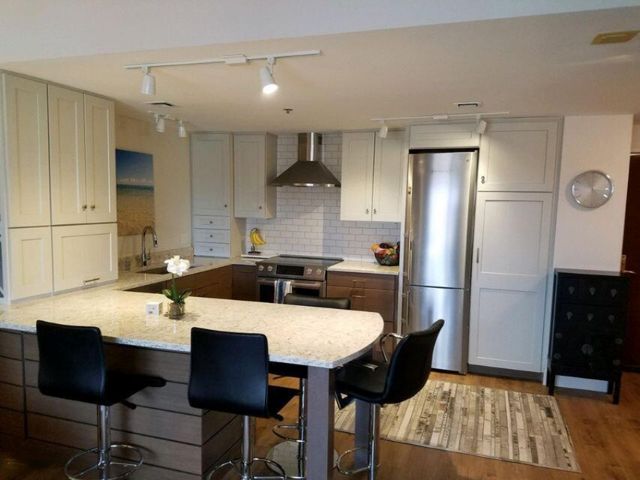 117 Campau Circle, Grand Rapids, MI 49503