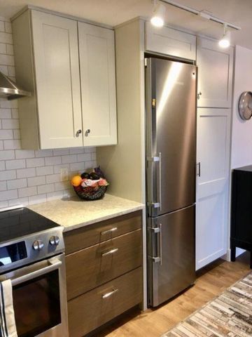 117 Campau Circle, Grand Rapids, MI 49503