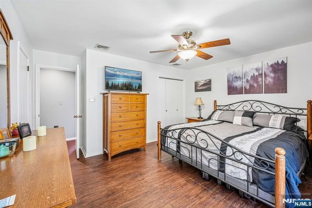 61 Shades Of Death Road, Independence, NJ 07838