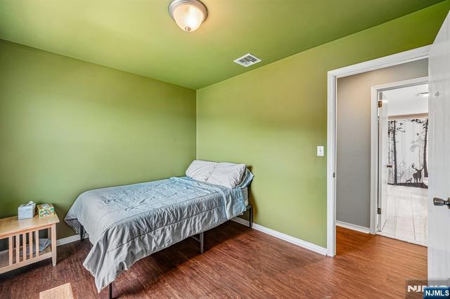 61 Shades Of Death Road, Independence, NJ 07838
