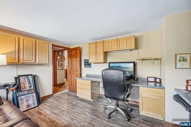 61 Shades Of Death Road, Independence, NJ 07838