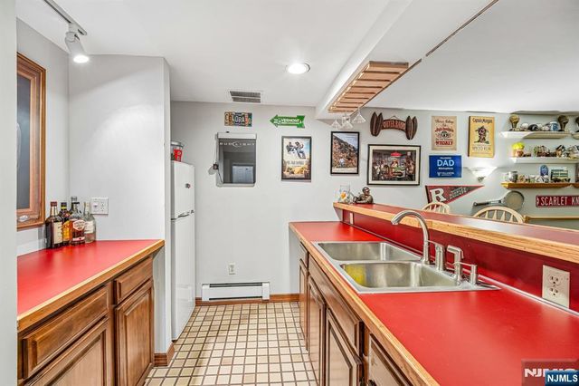 61 Shades Of Death Road, Independence, NJ 07838