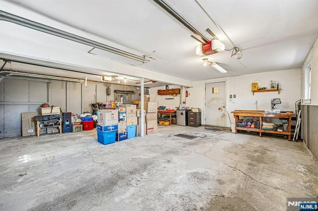 61 Shades Of Death Road, Independence, NJ 07838
