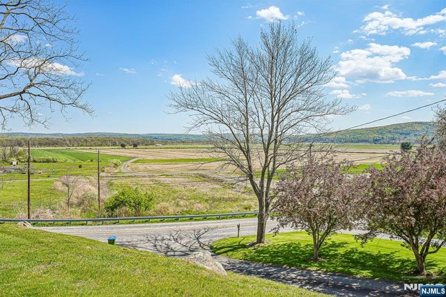 61 Shades Of Death Road, Independence, NJ 07838