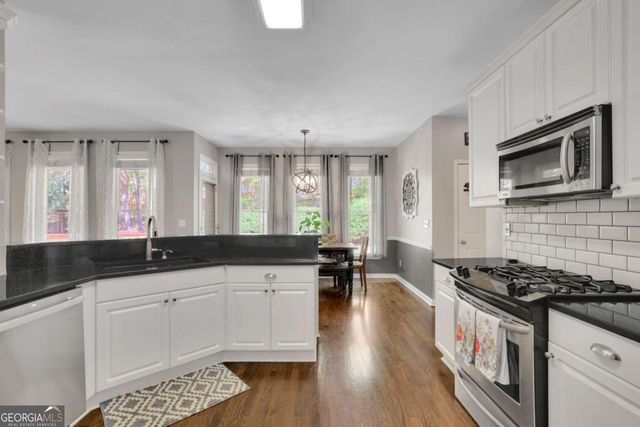 5406 Hunting Pine Drive, Powder Springs, GA 30127