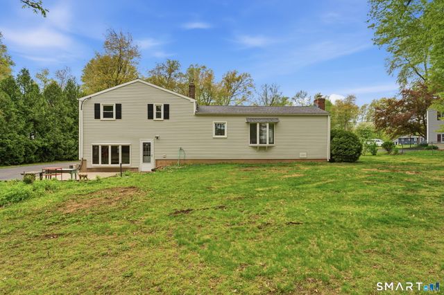 886 Overhill Drive, Suffield, CT 06078