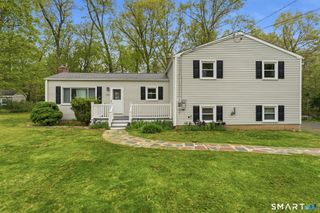 886 Overhill Drive, Suffield, CT 06078