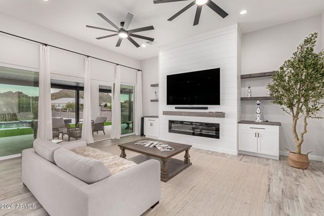 267 W AMHERST Street, San Tan Valley, AZ 85143