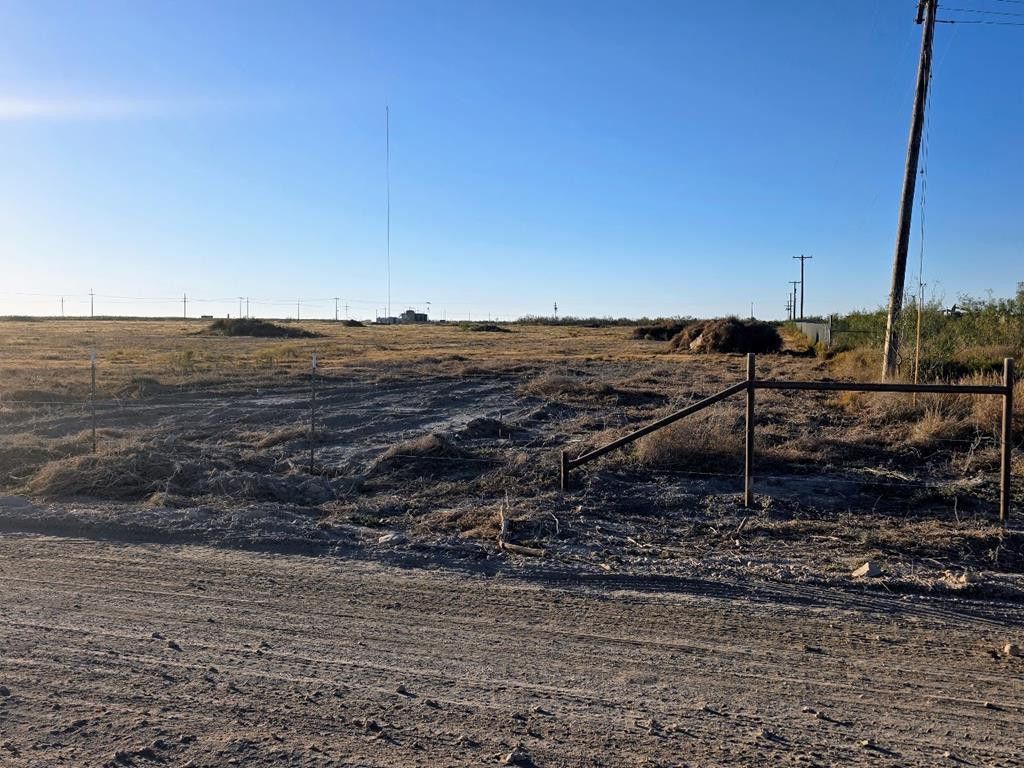 Image 1 of property listing at Tbd Hwy 137, Big Lake, TX 76932