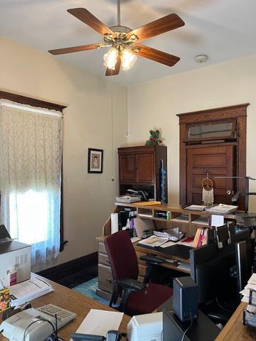 335 South Wood Street, Neosho, MO 64850