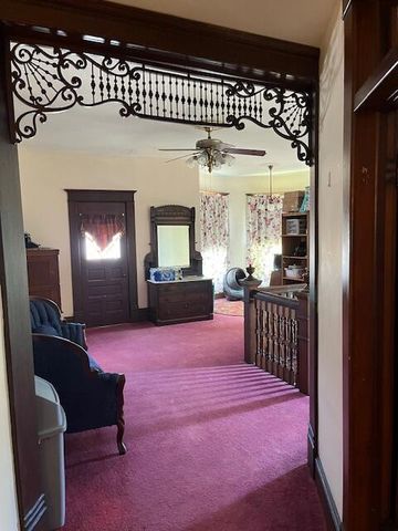 335 South Wood Street, Neosho, MO 64850