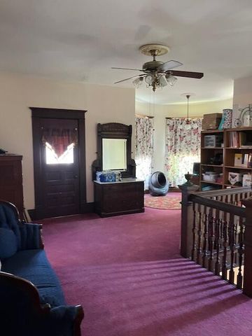 335 South Wood Street, Neosho, MO 64850