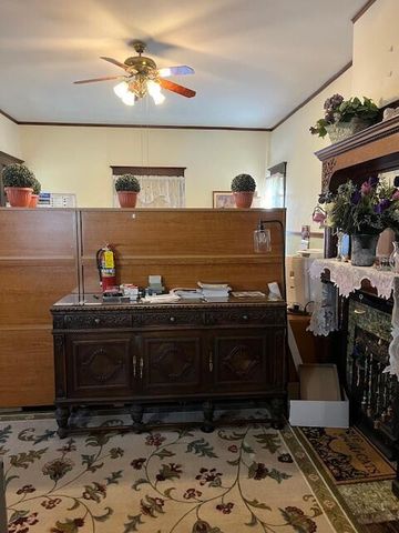 335 South Wood Street, Neosho, MO 64850