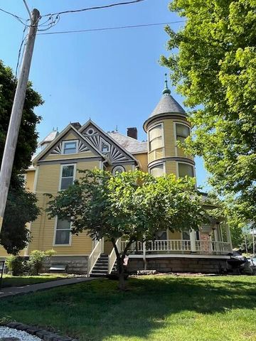 335 South Wood Street, Neosho, MO 64850