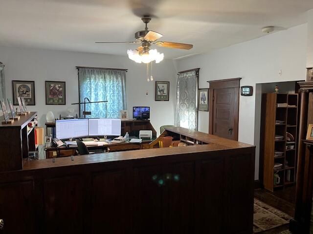 335 South Wood Street, Neosho, MO 64850