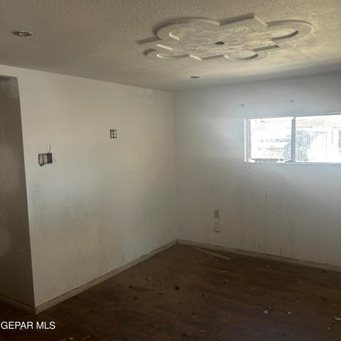 3825 PIERCE Avenue, El Paso, TX 79930