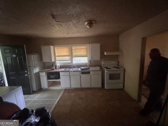 2173 Castlewood Street, East Point, GA 30344