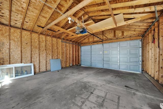 9427 S Utica Avenue, Evergreen Park, IL 60805