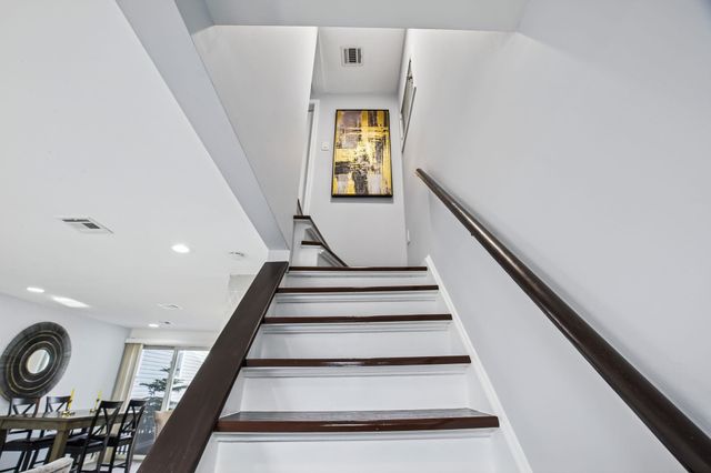 53 COTTAGE ST, Bayonne, NJ 07002