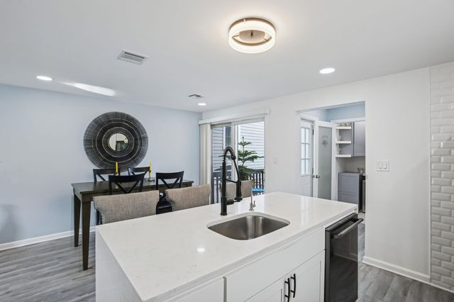 53 COTTAGE ST, Bayonne, NJ 07002